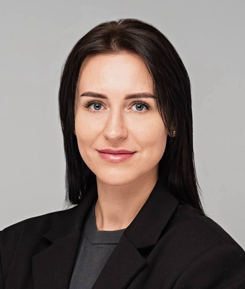 Алина Раева